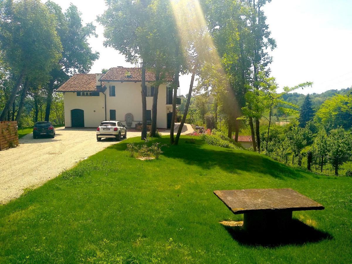 America Nei Boschi B&B Bra Eksteriør billede