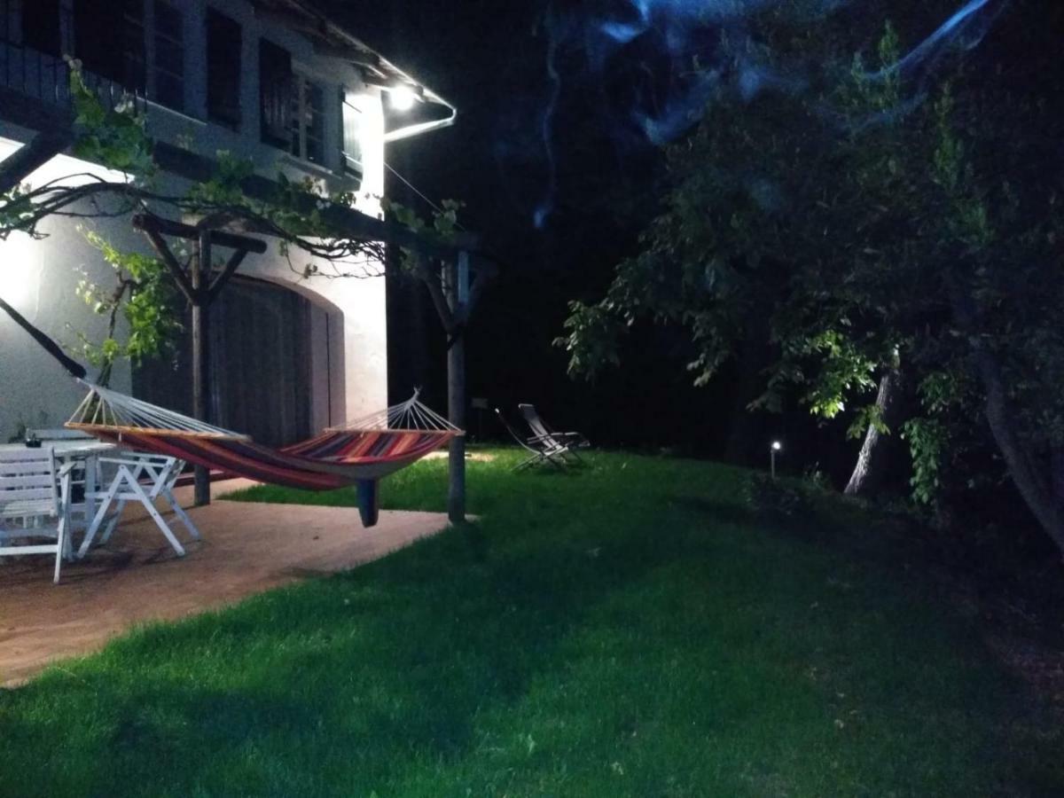 America Nei Boschi B&B Bra Eksteriør billede